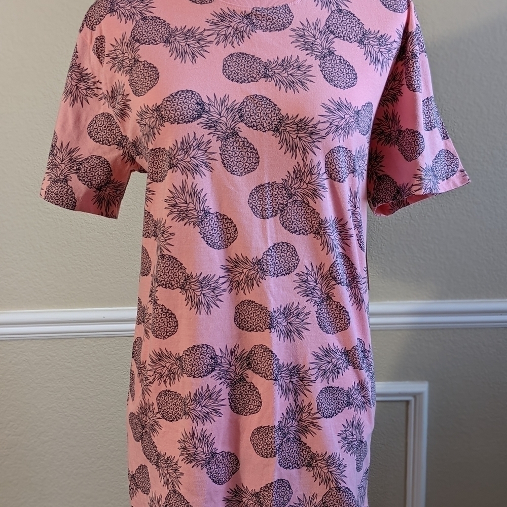 Pink & Blue Pineapple Short Sleeve T-shirt by Knickerbocker